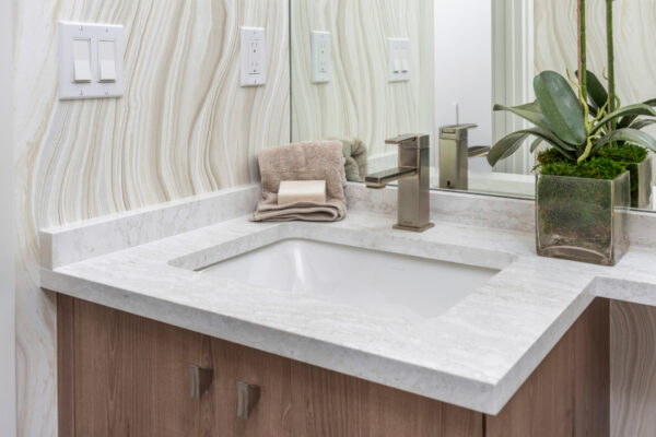 LOP 501 Bermuda BA4 3