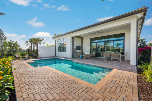 LOP 501 Bermuda Pool